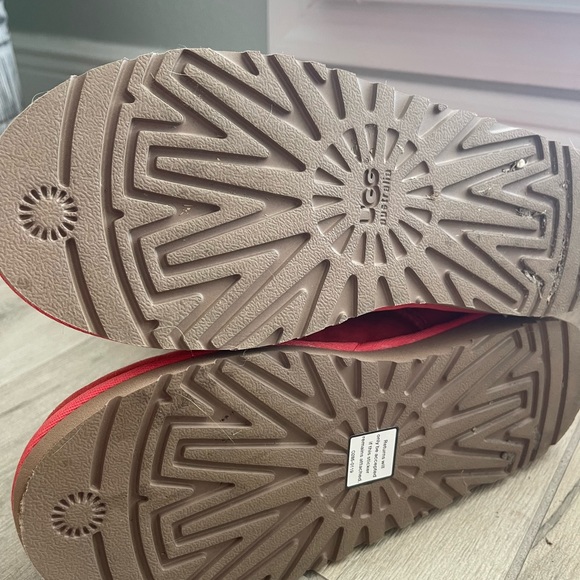 New UGG Bailey Bow 3280Y Coral Suede Size 6 Youth (Fits Women Sz 8) Winter Shoes - Picture 4 of 4
